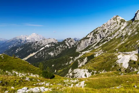 والپیپر کوره‌راه کوهستانی با کیفیت 4K · mountains · 3840×2560