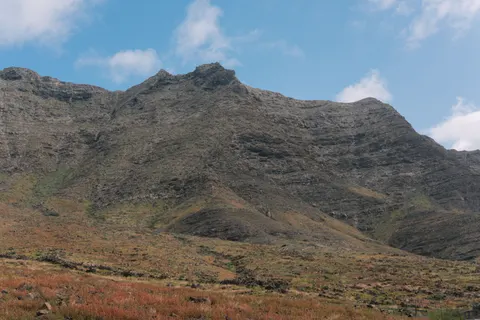 Volcanic Peak 4K Wallpaper · mountains · 3840×2560