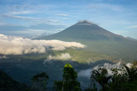 Volcanic Peak 4K Wallpaper · mountains · 3840×2560