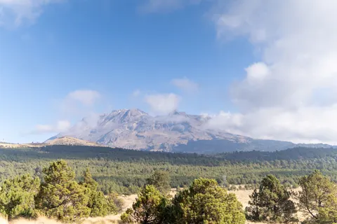Volcanic Peak 4K Wallpaper · mountains · 3840×2560