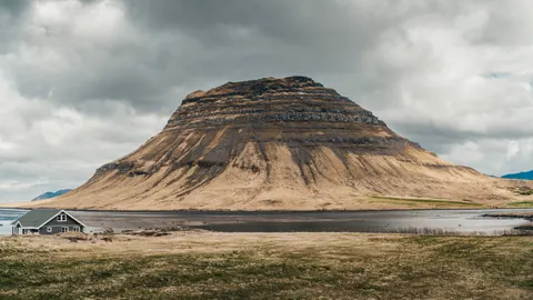 Volcanic Peak 4K Wallpaper · mountains · 3840×2160