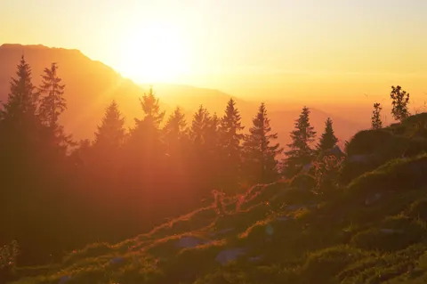 Golden Peak 4K Wallpaper · mountains · 3840×2553
