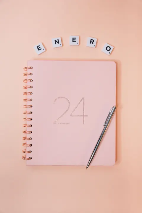Peach Minimal Phone Wallpaper · pastel · 1440×2160