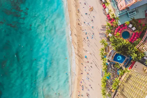 Beach from Above 4K Wallpaper · ocean · 3840×2558