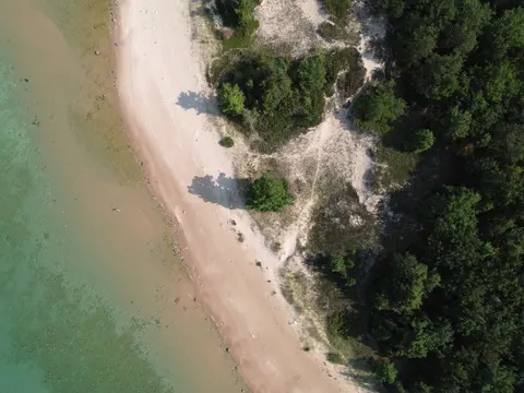 Beach from Above 4K Wallpaper · ocean · 3840×2880