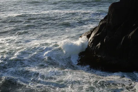 Stormy Sea 4K Wallpaper · ocean · 3840×2560