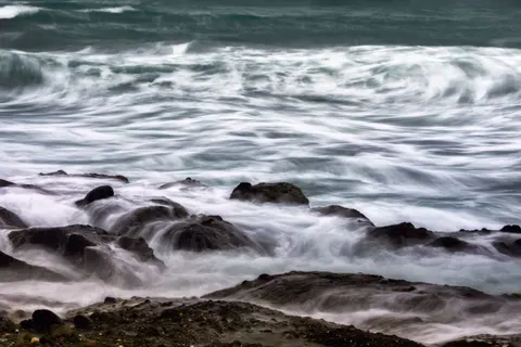 Stürmische See 4K Hintergrundbild · ocean · 3840×2560