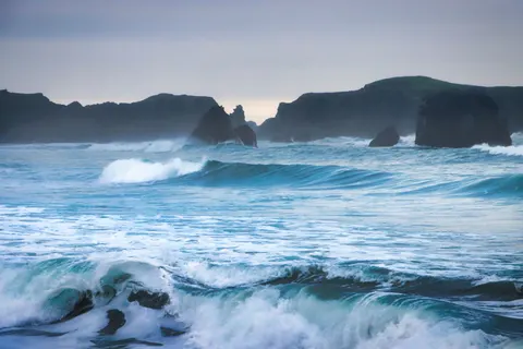Stormy Sea 4K Wallpaper · ocean · 3840×2560