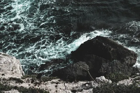 Stormy Sea 4K Wallpaper · ocean · 3840×2560