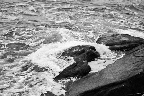Stormy Sea 4K Wallpaper · ocean · 3840×2560