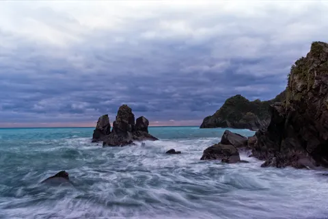 Stormy Sea 4K Wallpaper · ocean · 3840×2560