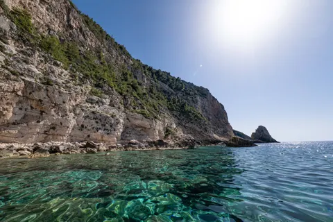 Clear Lagoon 4K Wallpaper · ocean · 3840×2560