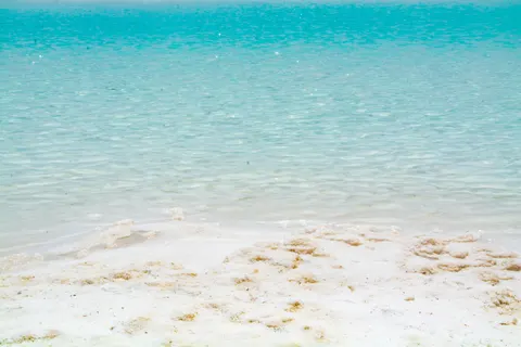 Clear Lagoon 4K Wallpaper · ocean · 3840×2560