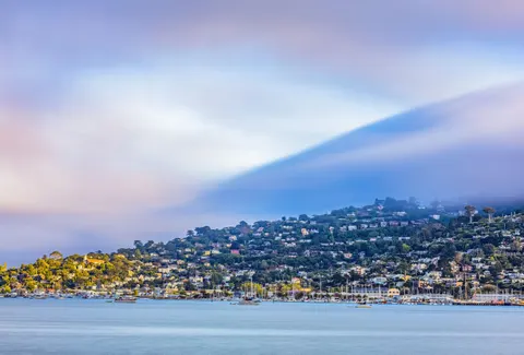 Coastal Harbor 4K Wallpaper · ocean · 3840×2596