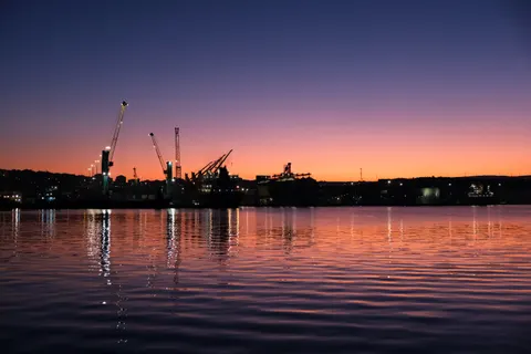 Coastal Harbor 4K Wallpaper · ocean · 3840×2560