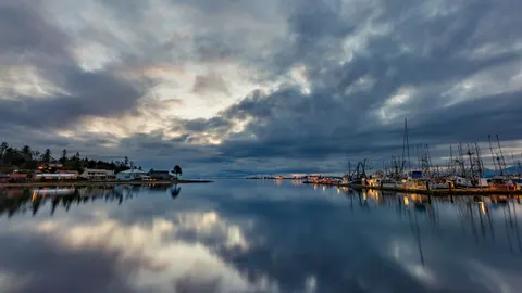 Coastal Harbor 4K Wallpaper · ocean · 3840×2160