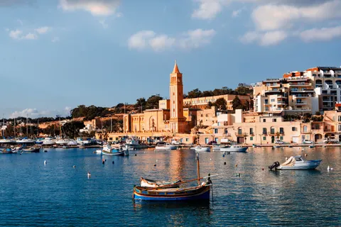 Coastal Harbor 4K Wallpaper · ocean · 3840×2560