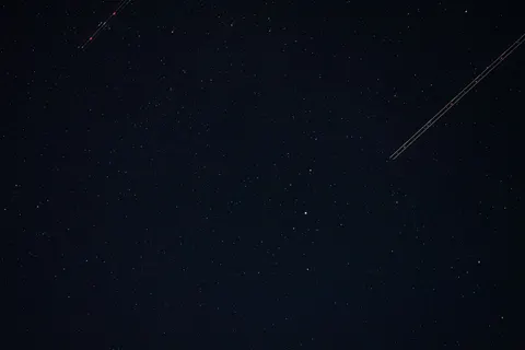 Star Trails 4K Wallpaper · space · 3840×2560