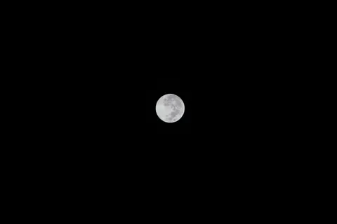 Full Moon 4K Wallpaper · space · 3840×2560