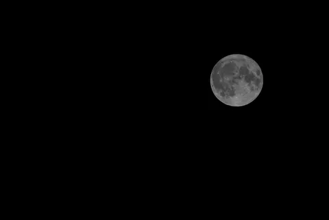 Full Moon 4K Wallpaper · space · 3840×2565