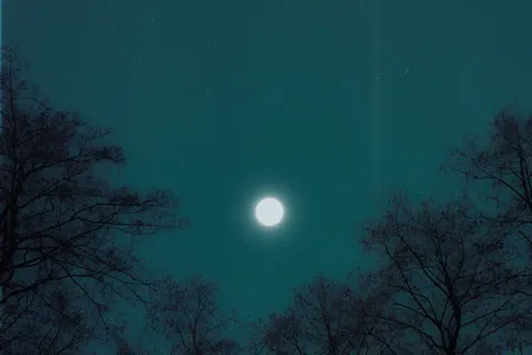 Full Moon 4K Wallpaper · space · 3840×2560
