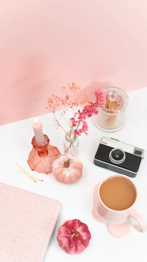 Peach Minimal Phone Wallpaper · pastel · 1440×2560