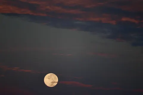 Full Moon 4K Wallpaper · space · 3840×2560