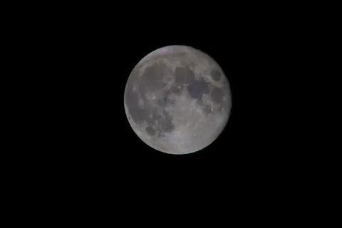Full Moon 4K Wallpaper · space · 3840×2560