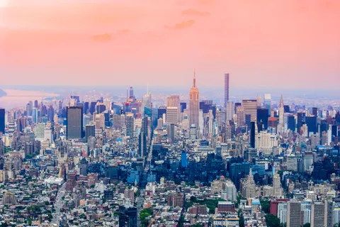 New York Skyline 4K Wallpaper · city · 3840×2560