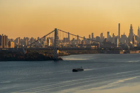 New York Skyline 4K Wallpaper · city · 3840×2560