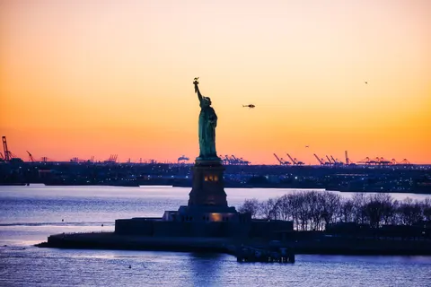 New York Skyline 4K Wallpaper · city · 3840×2560