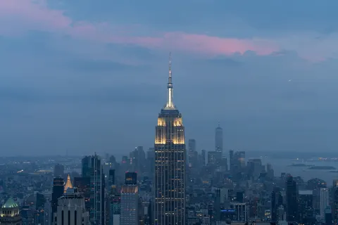New York Skyline 4K Wallpaper · city · 3840×2561
