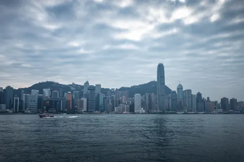 Fondo de pantalla Hong Kong de noche 4K · city · 3840×2560