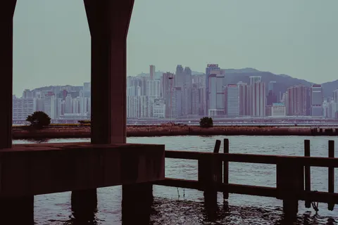 Hong Kong Night 4K Wallpaper · city · 3840×2560