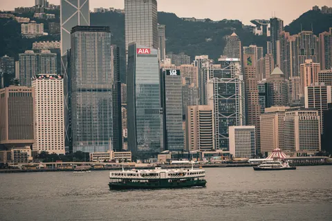 Hong Kong Night 4K Wallpaper · city · 3840×2560
