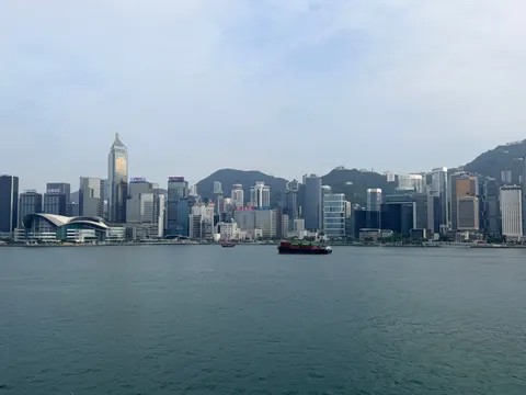 Hong Kong Night 4K Wallpaper · city · 3840×2880