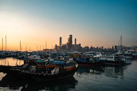 Hong Kong Night 4K Wallpaper · city · 3840×2560