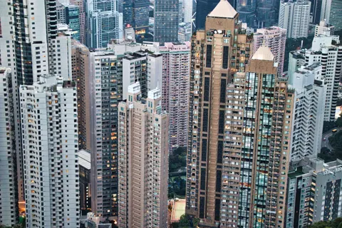 Hong Kong Night 4K Wallpaper · city · 3840×2563