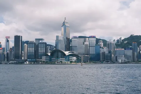 Hong Kong Night 4K Wallpaper · city · 3840×2560