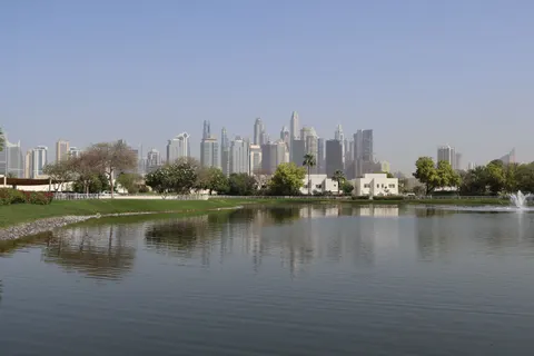 Dubai Skyline 4K Wallpaper · city · 3840×2560