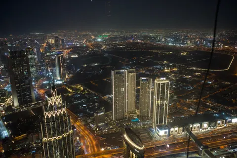 Dubai Skyline 4K Wallpaper · city · 3840×2560
