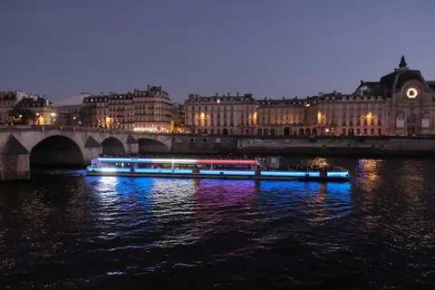 Paris at Night 4K Wallpaper · city · 3840×2560