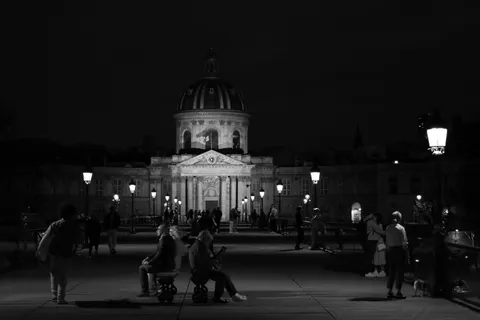 Paris at Night 4K Wallpaper · city · 3840×2560