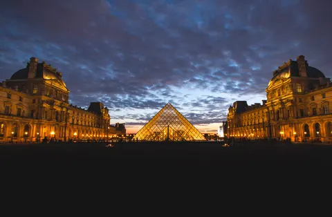 Paris at Night 4K Wallpaper · city · 3840×2512