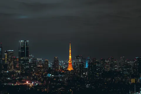 Paris at Night 4K Wallpaper · city · 3840×2560