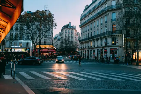 Paris at Night 4K Wallpaper · city · 3840×2560