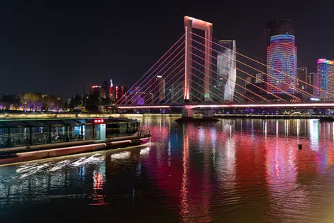 Shanghai Night 4K Wallpaper · city · 3840×2560
