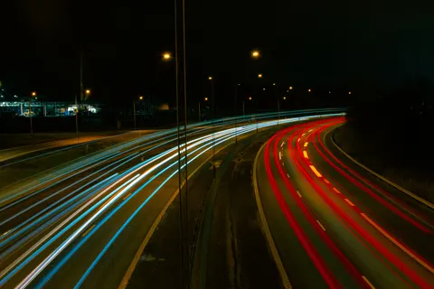 Light Trails 4K Wallpaper · city · 3840×2560