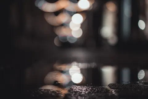 Tapeta Deszczowa ulica 4K · city · 3840×2560
