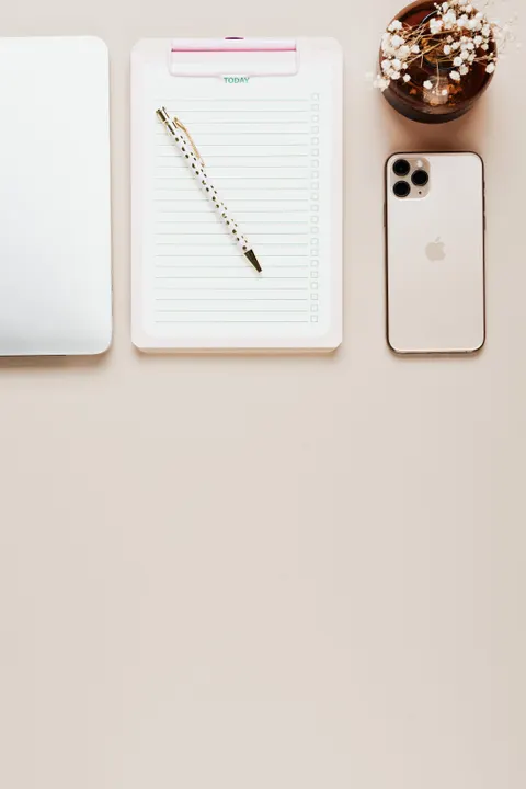 Peach Minimal Phone Wallpaper · pastel · 1440×2160